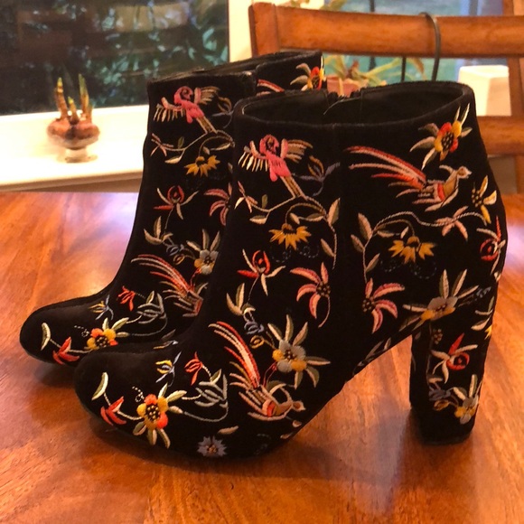 Liliana Shoes - 🌺Liliana embroidered bird & flower black boots